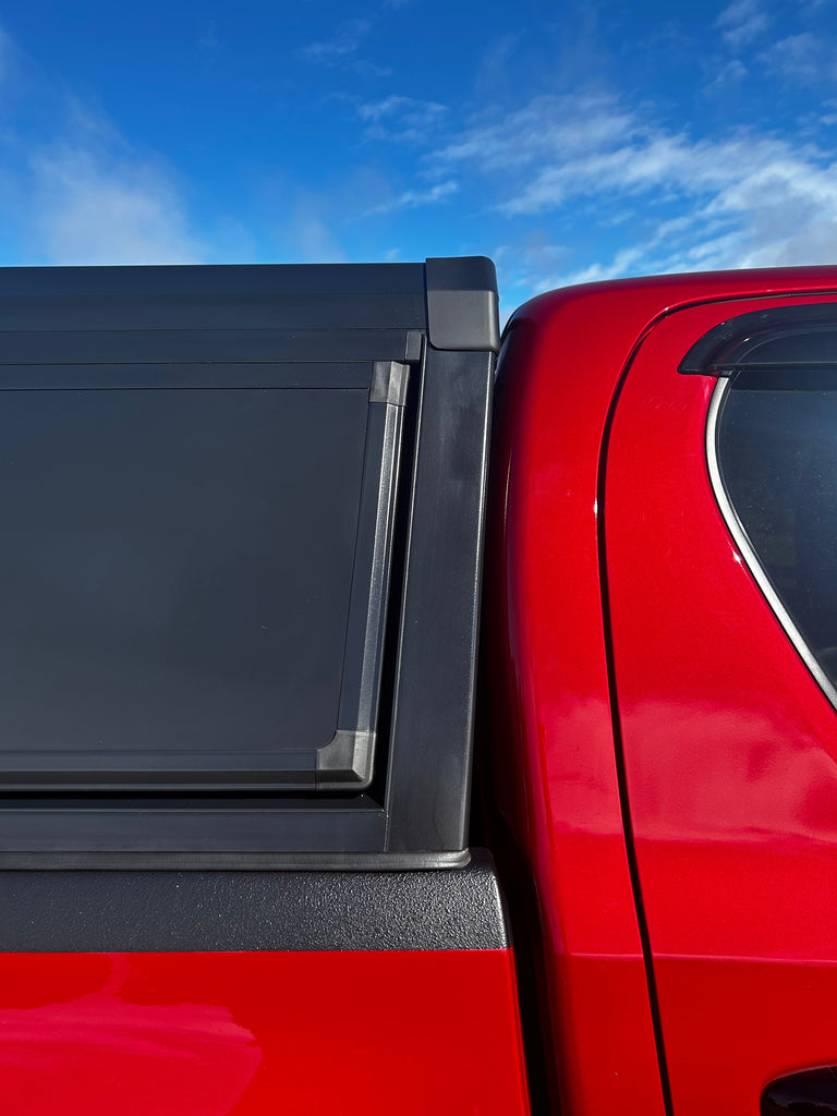 EasyCap Toyota Hilux Canopy 2015+