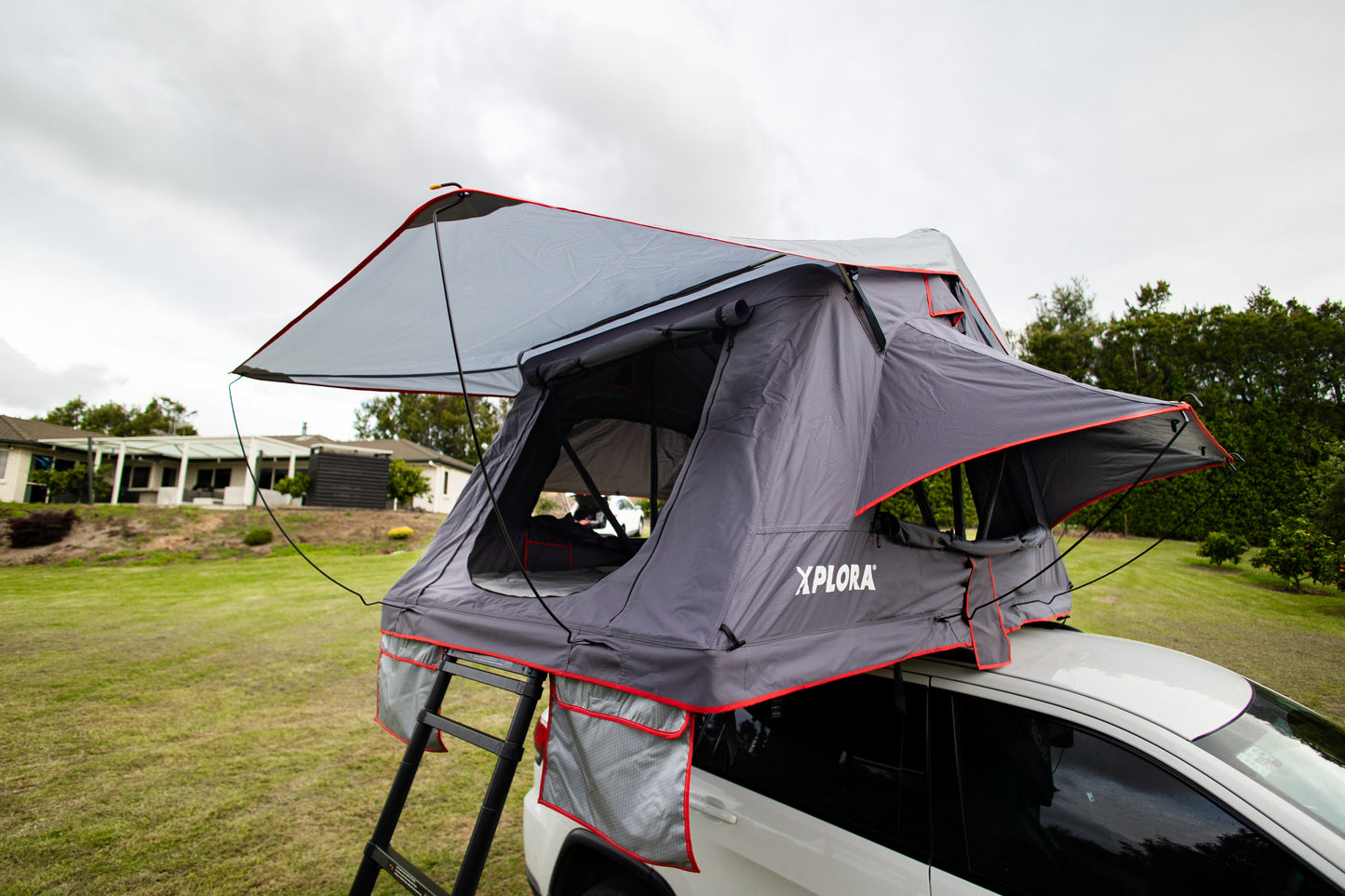 Xplora Soft Shell Roof Top Tent